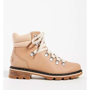 Sorel Tan Lace Up Boots